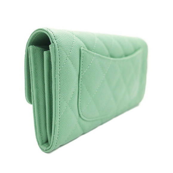 Chanel Matelasse Classic Flap Leather Wallet - Picture 2 of 5